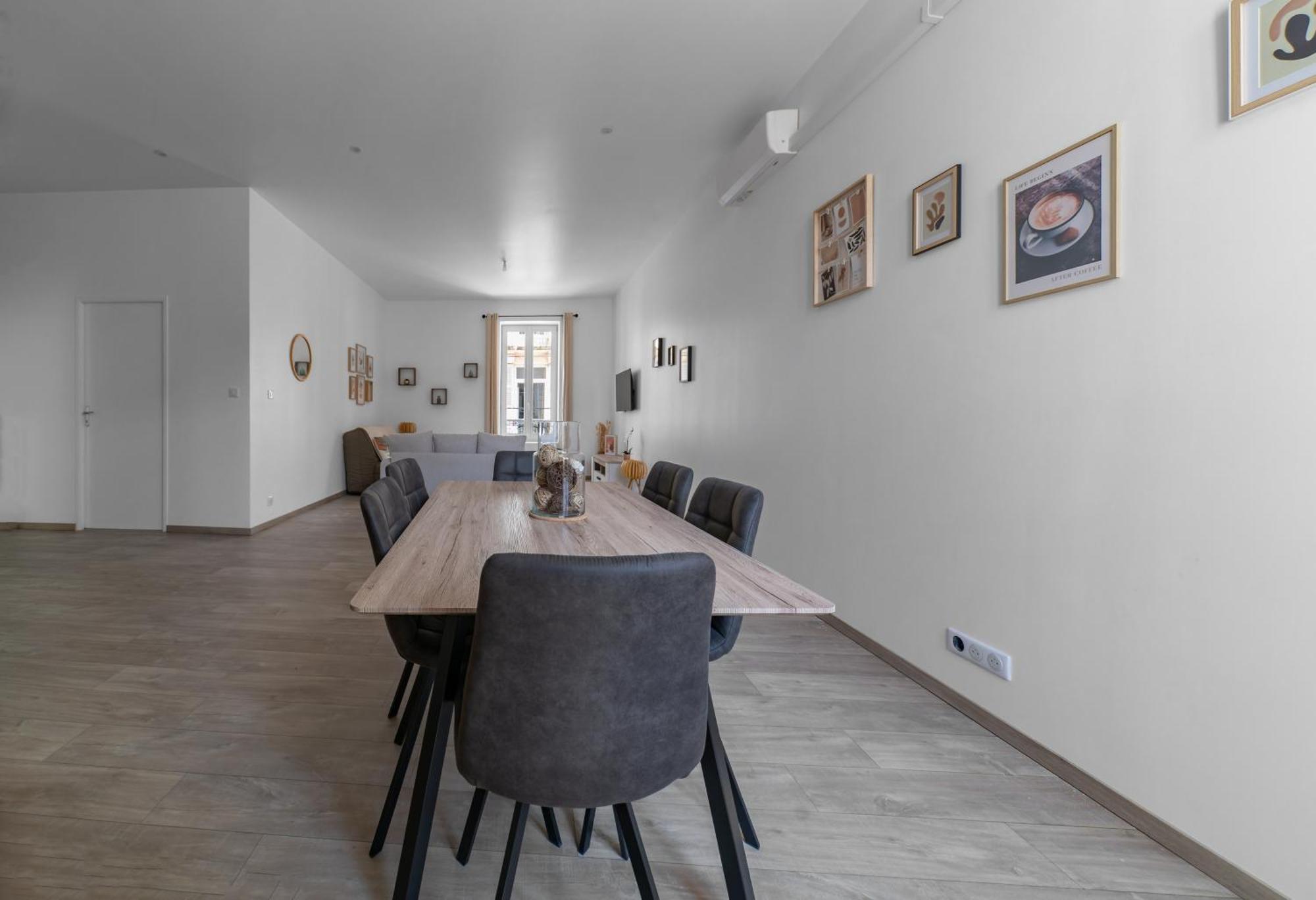Le Ravy - Appartement Design, 2 Chambres, Centre Ville Vichy Bagian luar foto