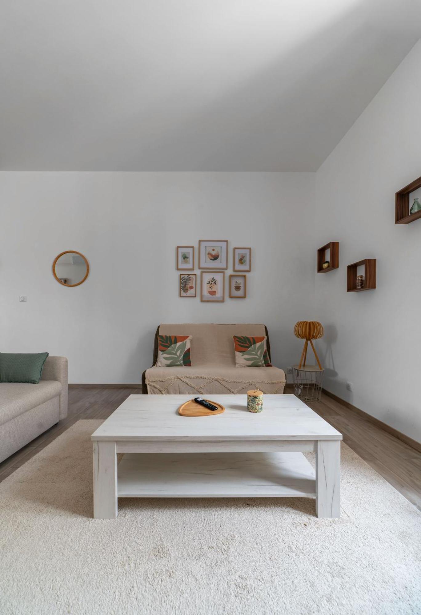 Le Ravy - Appartement Design, 2 Chambres, Centre Ville Vichy Bagian luar foto