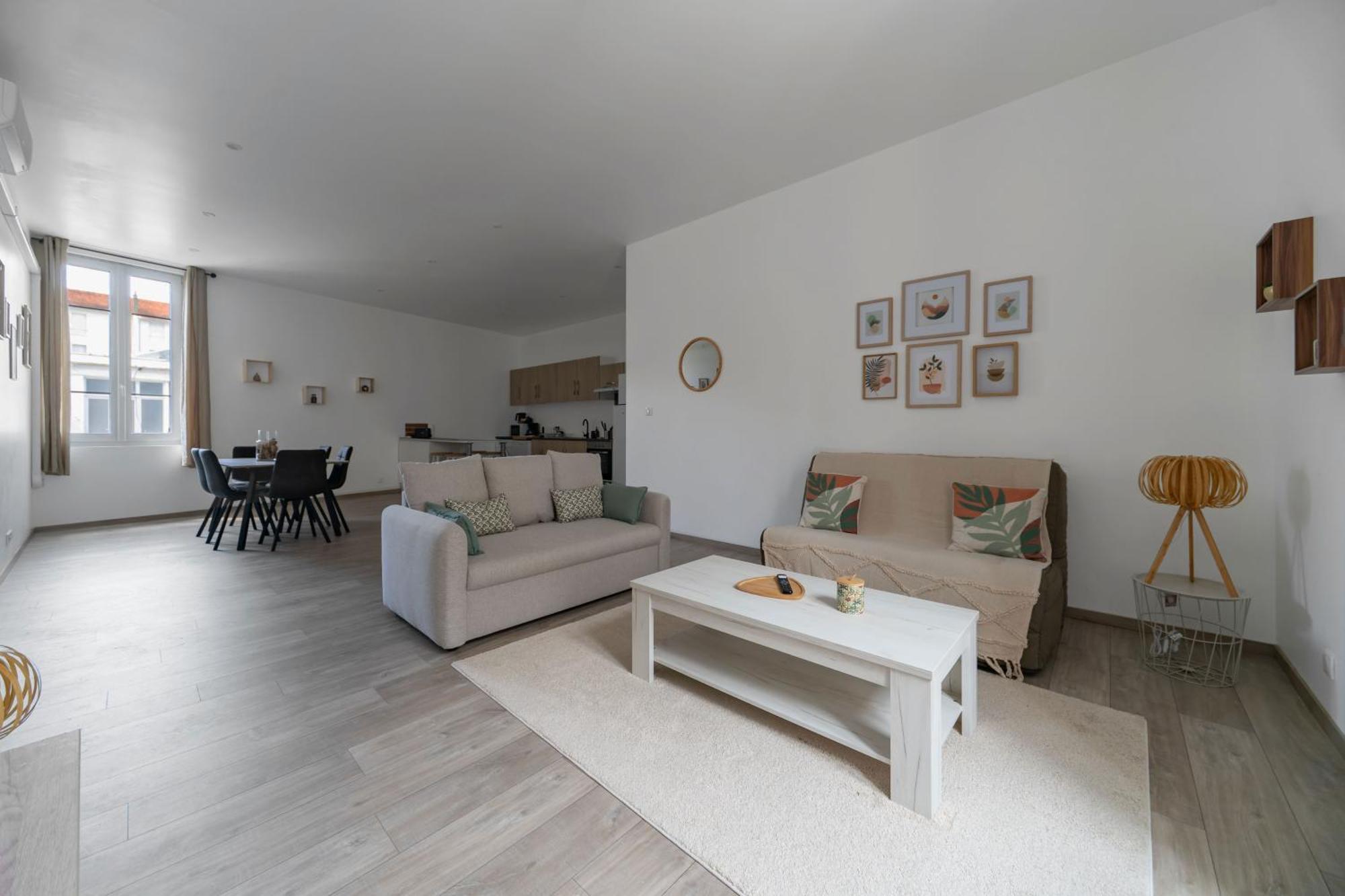 Le Ravy - Appartement Design, 2 Chambres, Centre Ville Vichy Bagian luar foto