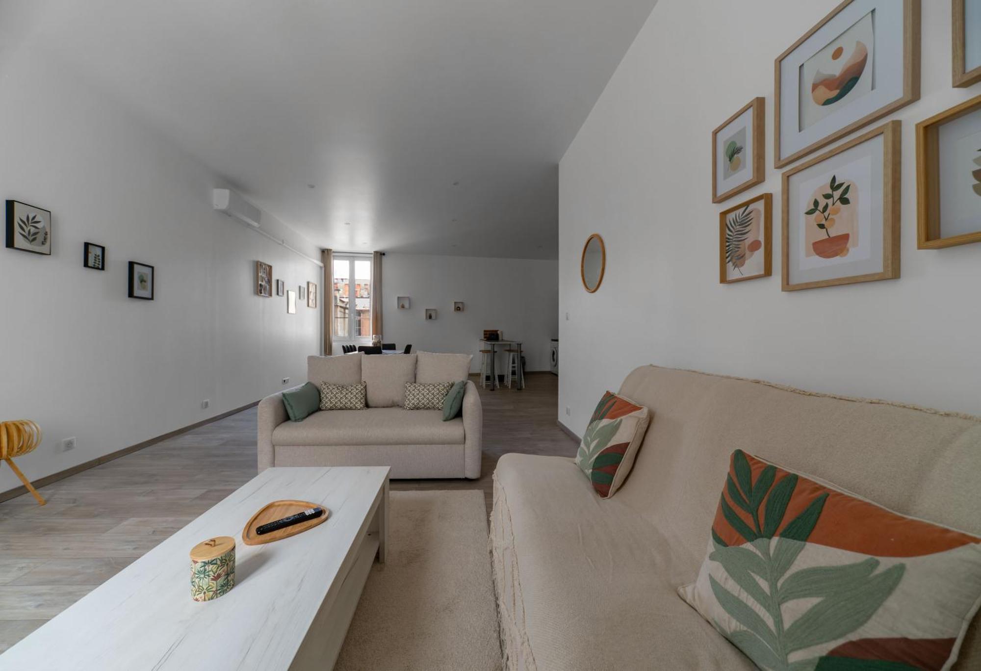 Le Ravy - Appartement Design, 2 Chambres, Centre Ville Vichy Bagian luar foto