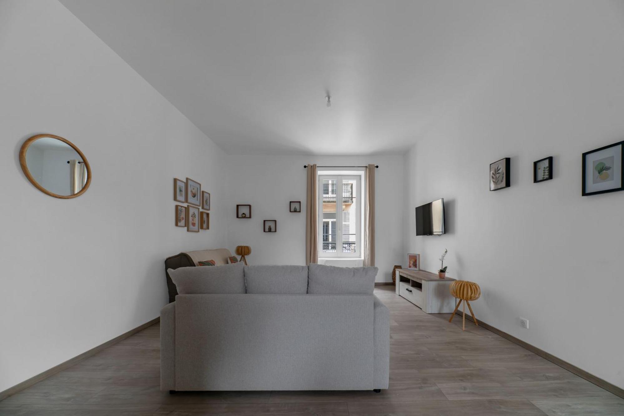 Le Ravy - Appartement Design, 2 Chambres, Centre Ville Vichy Bagian luar foto