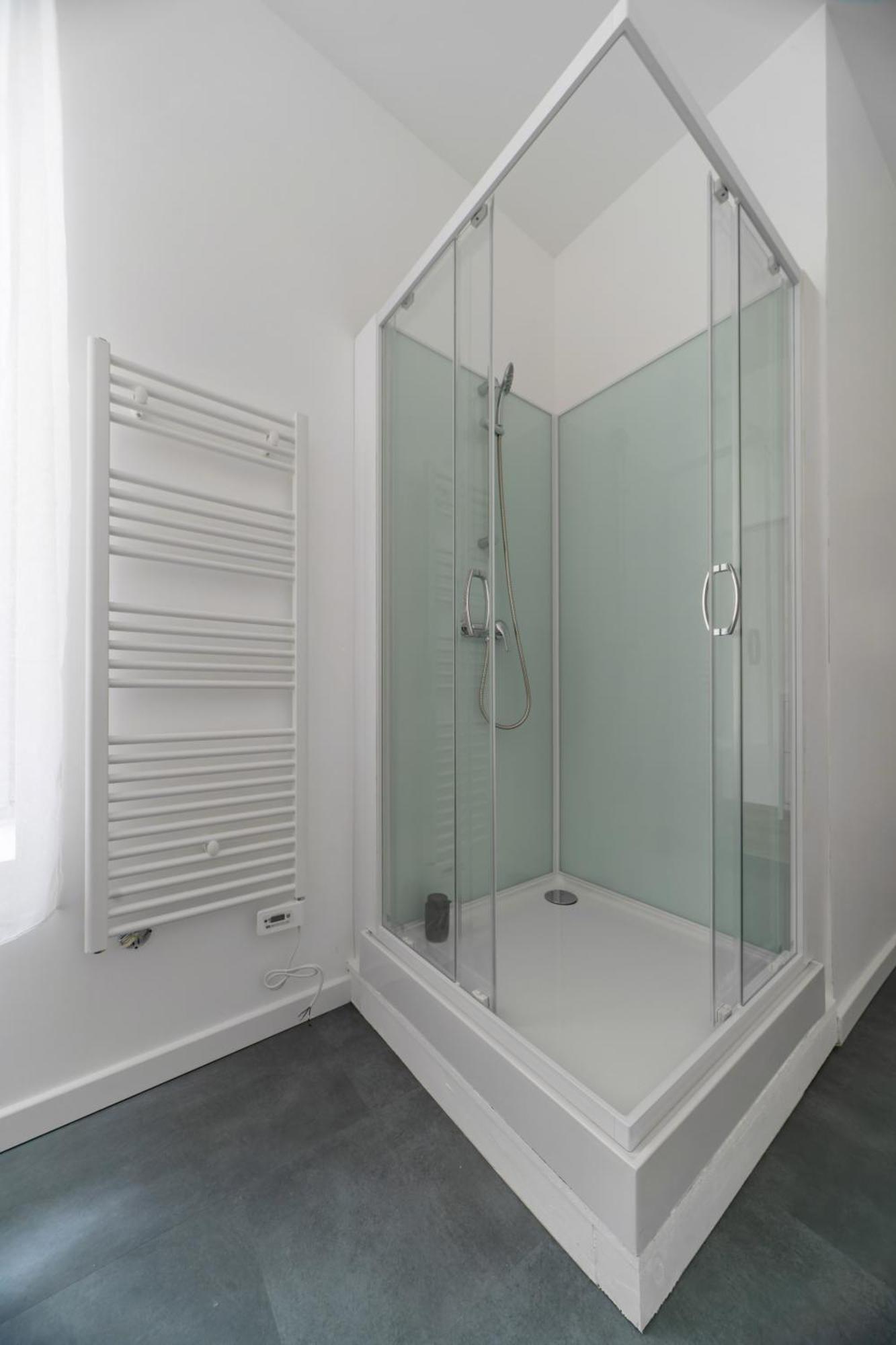 Le Ravy - Appartement Design, 2 Chambres, Centre Ville Vichy Bagian luar foto