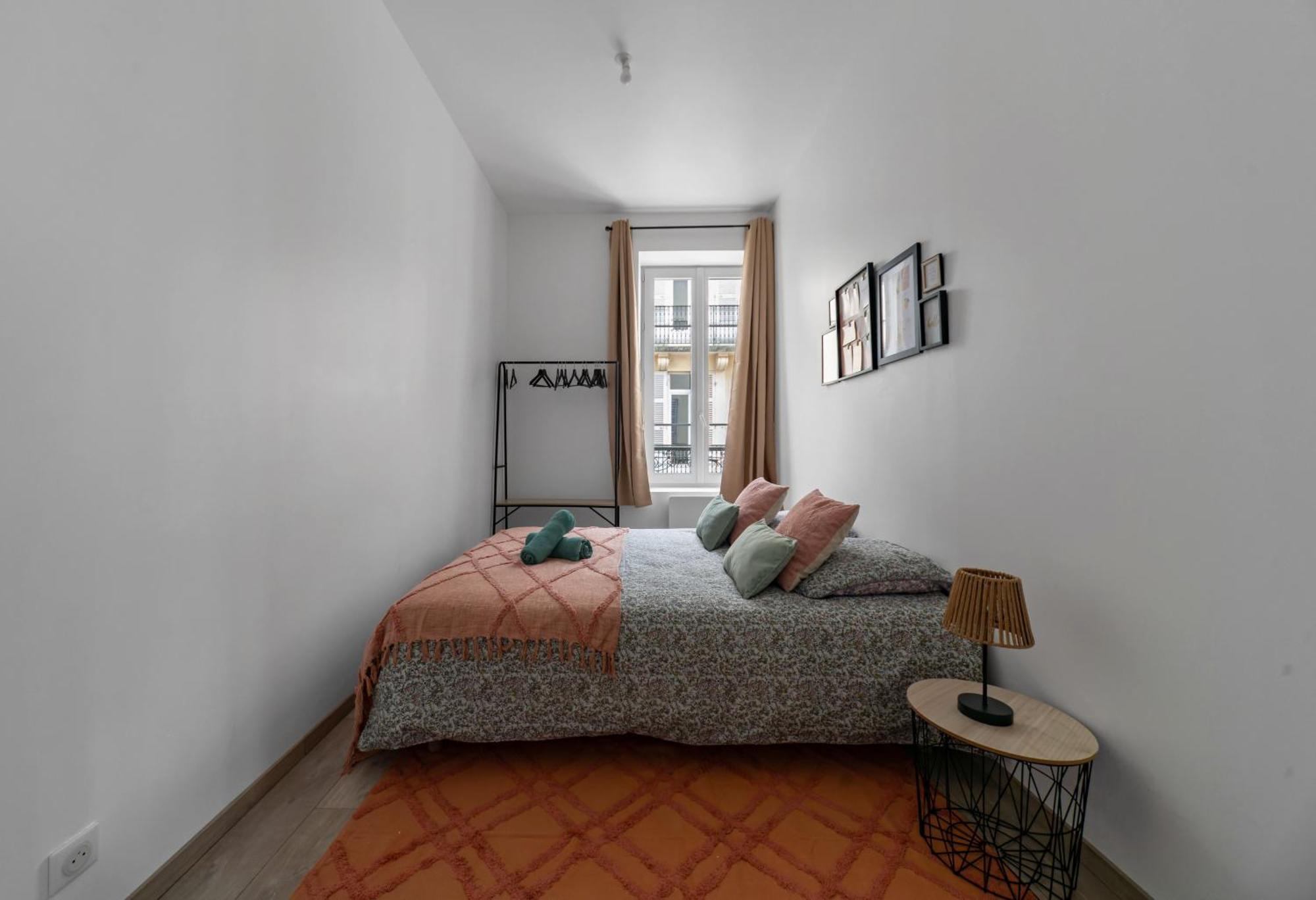 Le Ravy - Appartement Design, 2 Chambres, Centre Ville Vichy Bagian luar foto
