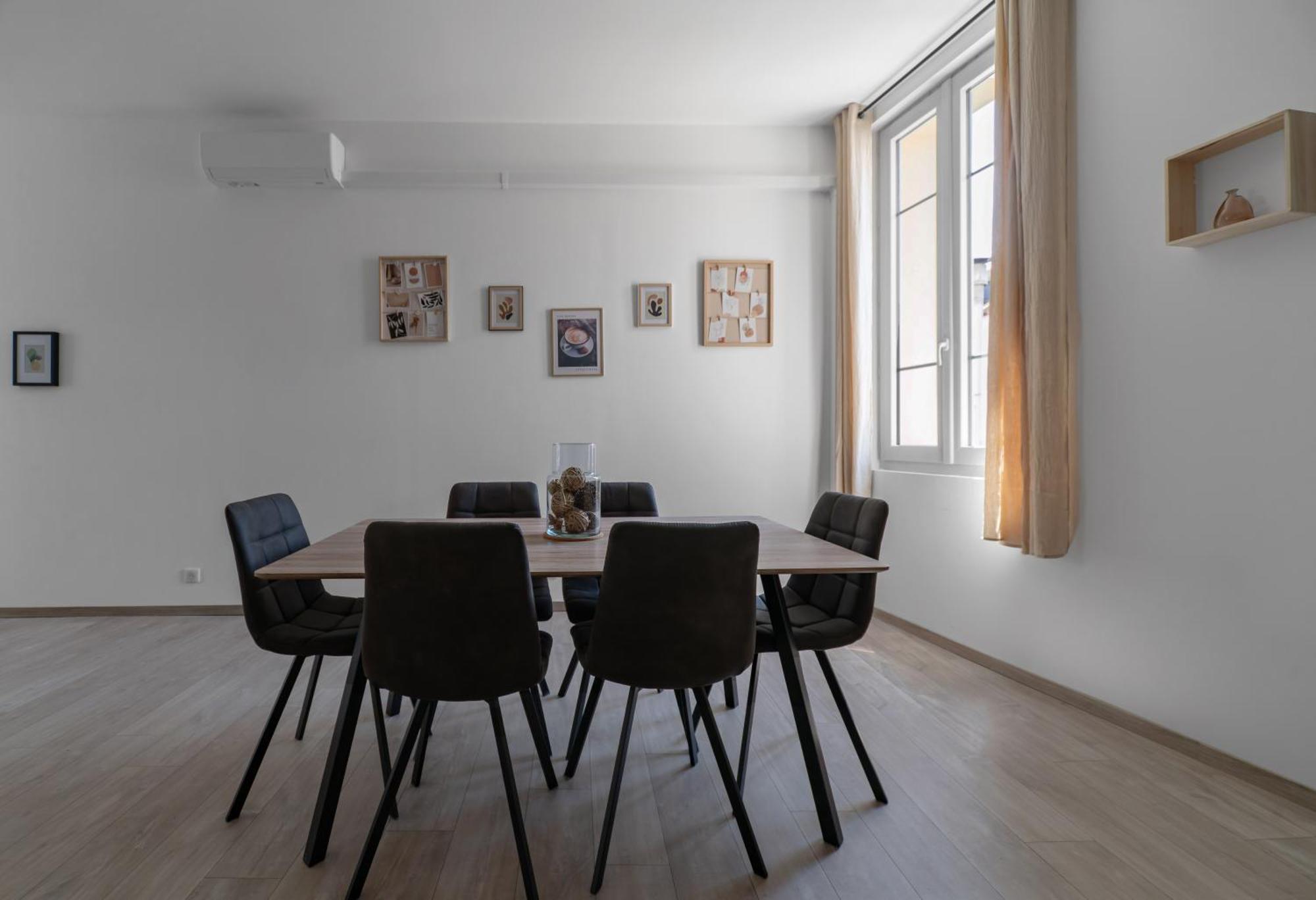 Le Ravy - Appartement Design, 2 Chambres, Centre Ville Vichy Bagian luar foto