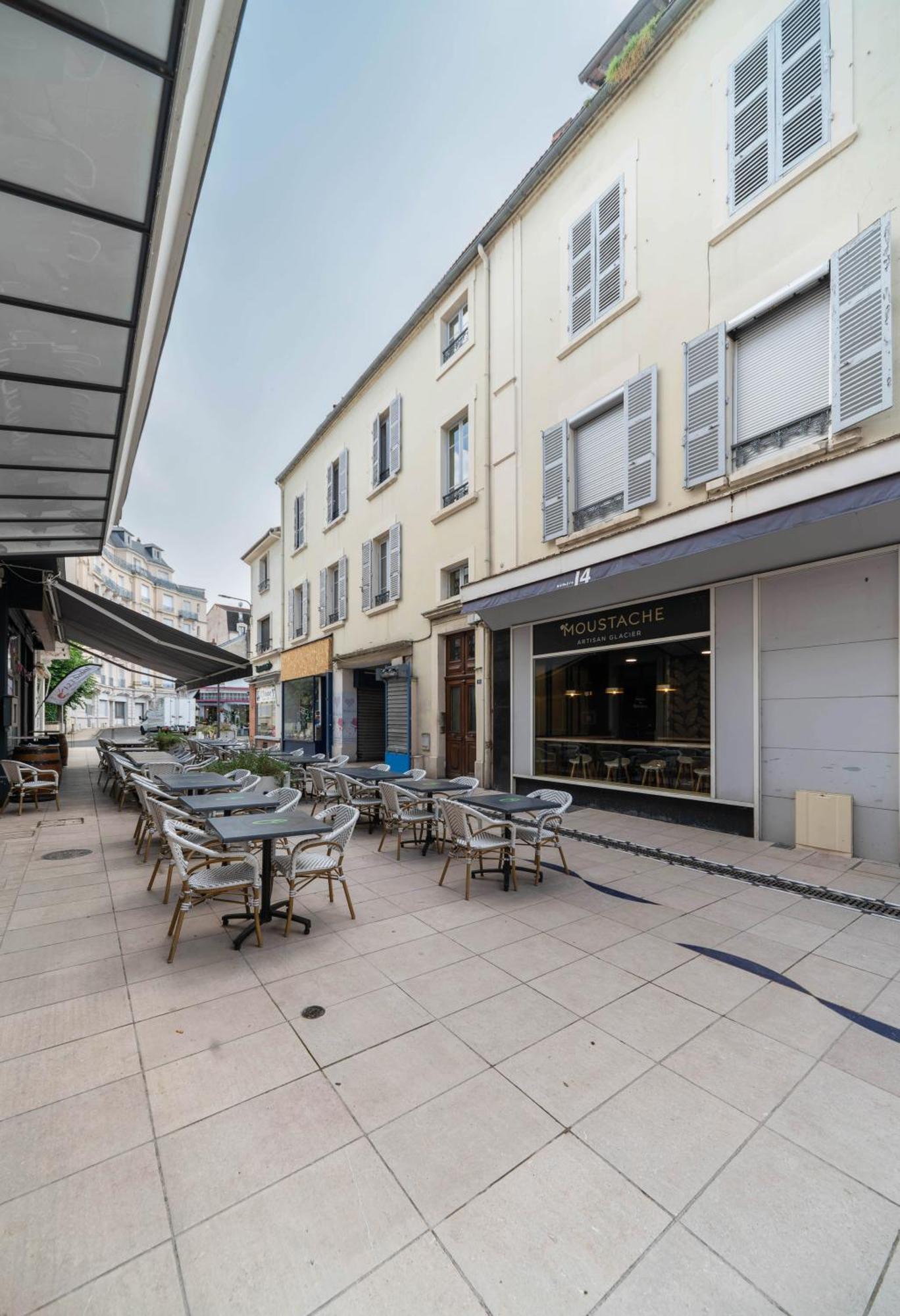 Le Ravy - Appartement Design, 2 Chambres, Centre Ville Vichy Bagian luar foto